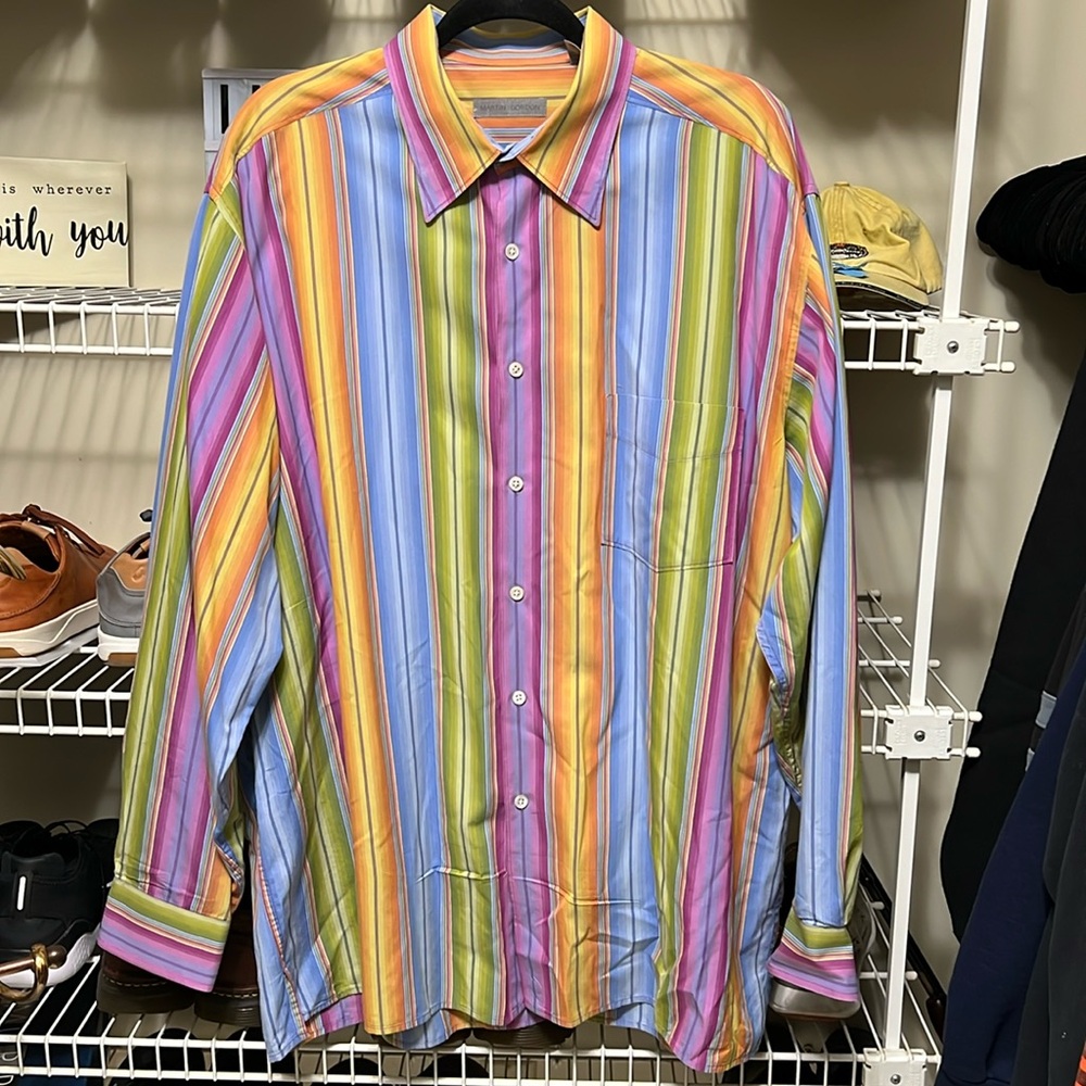 Long sleeve button up men’s shirt
